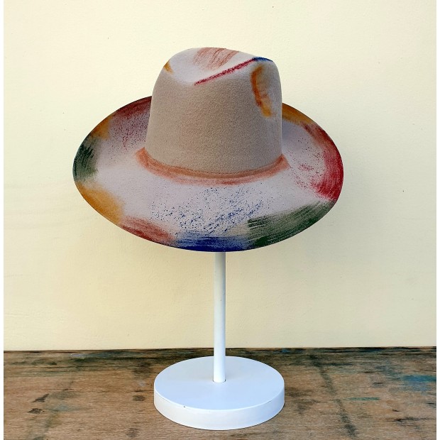 Exquisite J rankų darbo vilnos skrybėlė Exquisite J rankų darbo vilnos skrybėlė